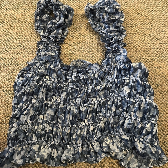 Blue Floral Ruffle Top - Picture 4 of 4